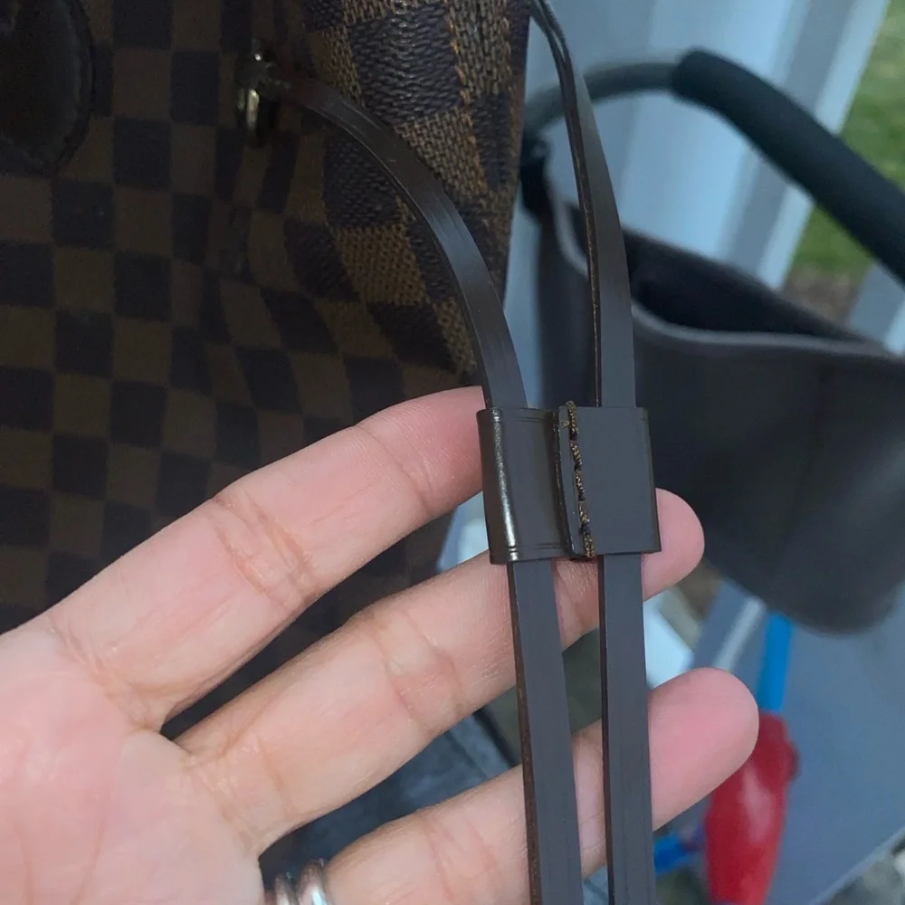 Louis Vuitton Brown Checkered Tote and clutch purse - Picture 12 of 14